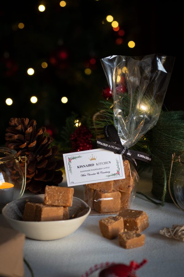 White Chocolate & Cranberry Fudge 3 Christmas 2022 White Chocolate & Cranberry Fudge